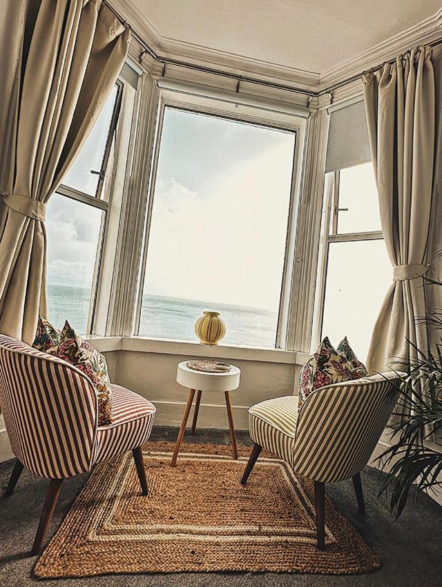 Mor Heli Guest House Criccieth Esterno foto