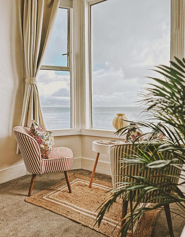 Mor Heli Guest House Criccieth Esterno foto